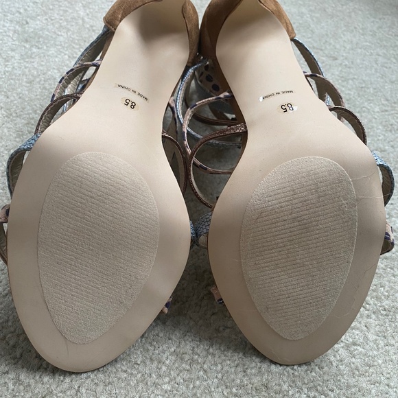 🆕️ Strappy Faux Suede Heels, Size 8.5 - Picture 6 of 10